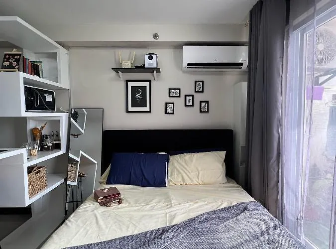 With Resort-like Living, Everyday *